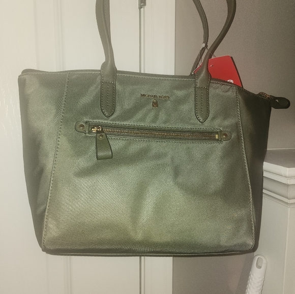 Michael Kors Graphite Kelsey Tote - Picture 8 of 9